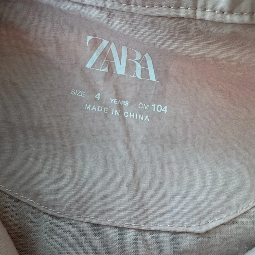 NWOT. Zara Water Repellant Mauve Pink Parka Size 4 Years. Never worn